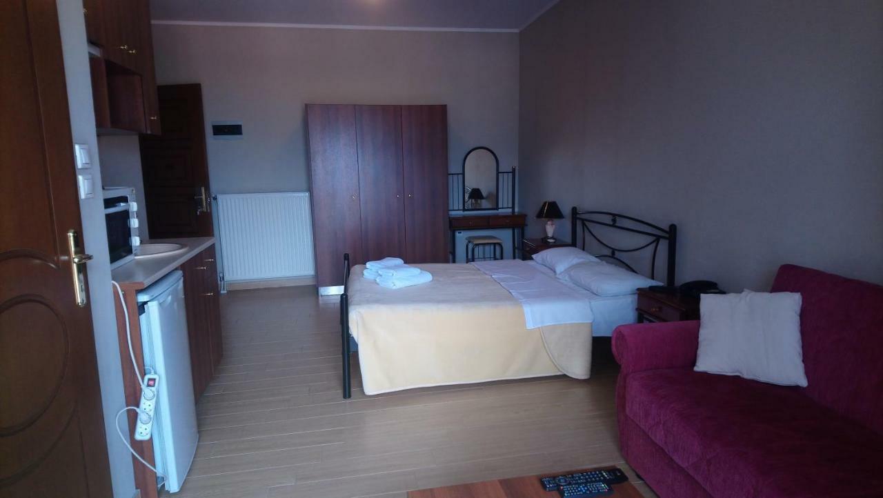 Alpina Suites Kastoria Exterior foto